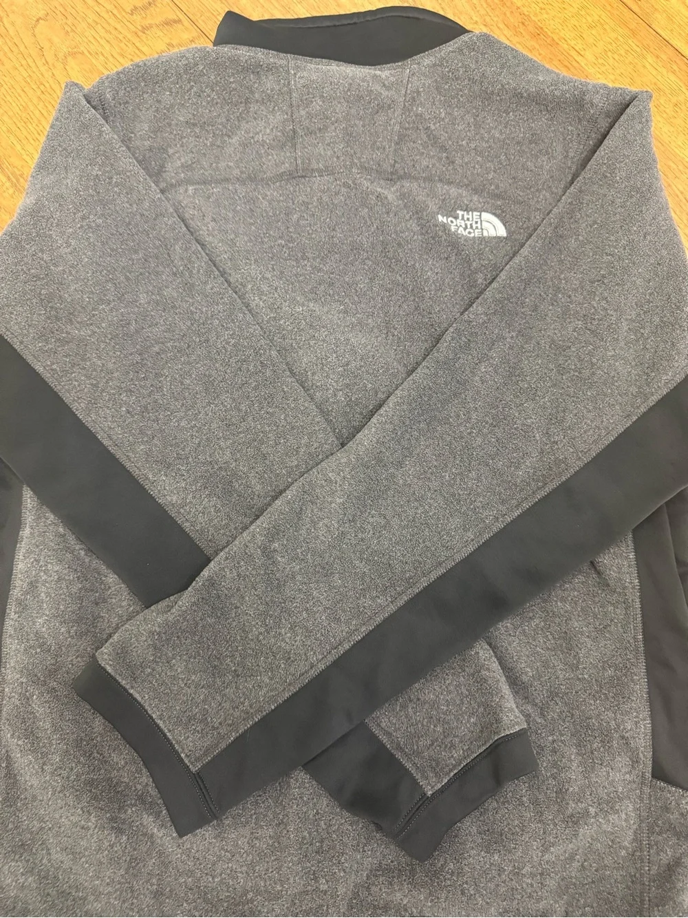 The North Face Men’s Charcoal Gray & Black Lightweight Zip Jacket